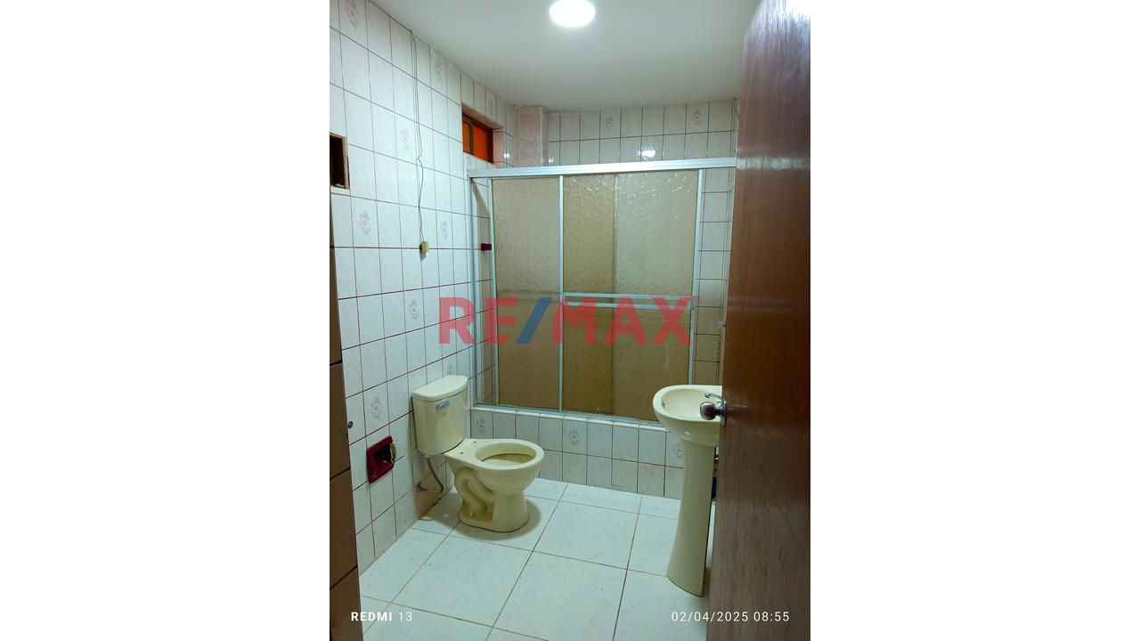 🏡 Alquiler De Casa Completa – Ideal Para Negocio + Vivienda / Oficinas / Consultorios En Carabayllo (A 1/2 Cdra De Av. Universitaria) — foto 3