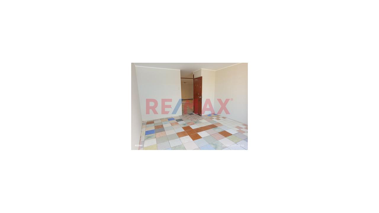 🏡 Alquiler De Casa Completa – Ideal Para Negocio + Vivienda / Oficinas / Consultorios En Carabayllo (A 1/2 Cdra De Av. Universitaria) — foto 14