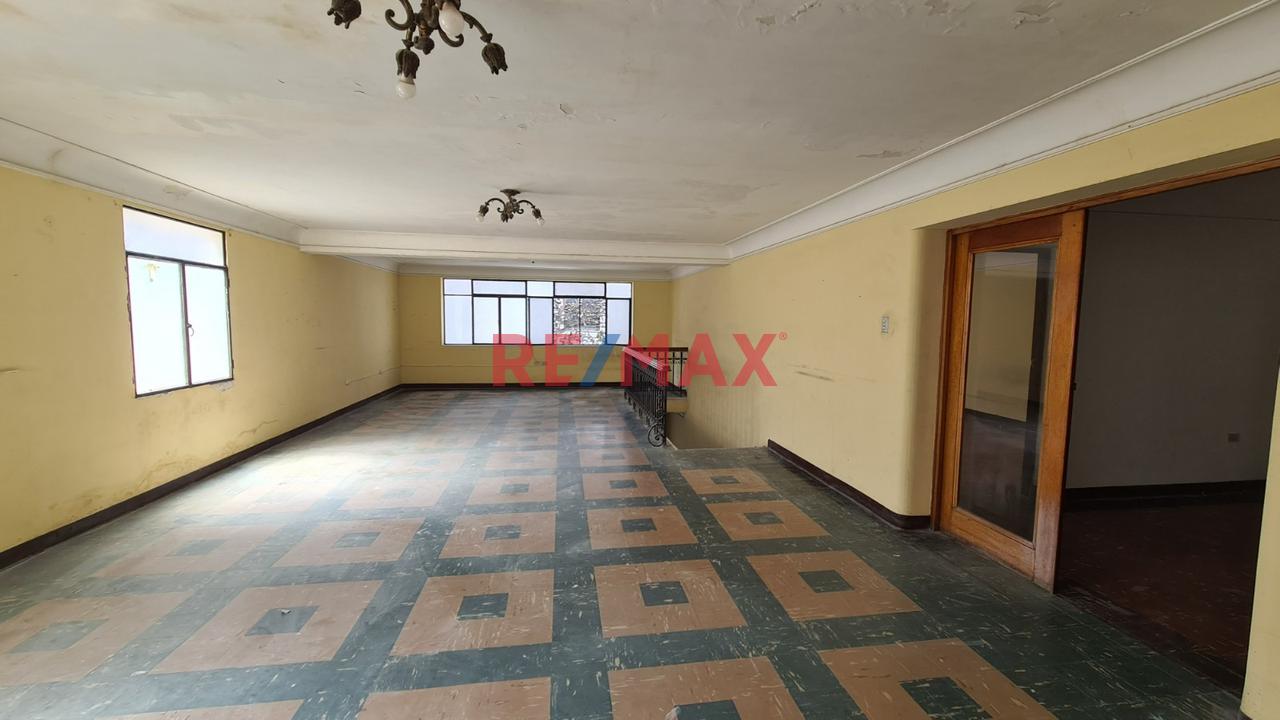 🏠 "Venta De Inmueble "Ideal Para Proyecto Hotelero, Clínico O Corporativo – 800 M² Construidos En La Calle Bolivar-Centro Historico De Ica - 13