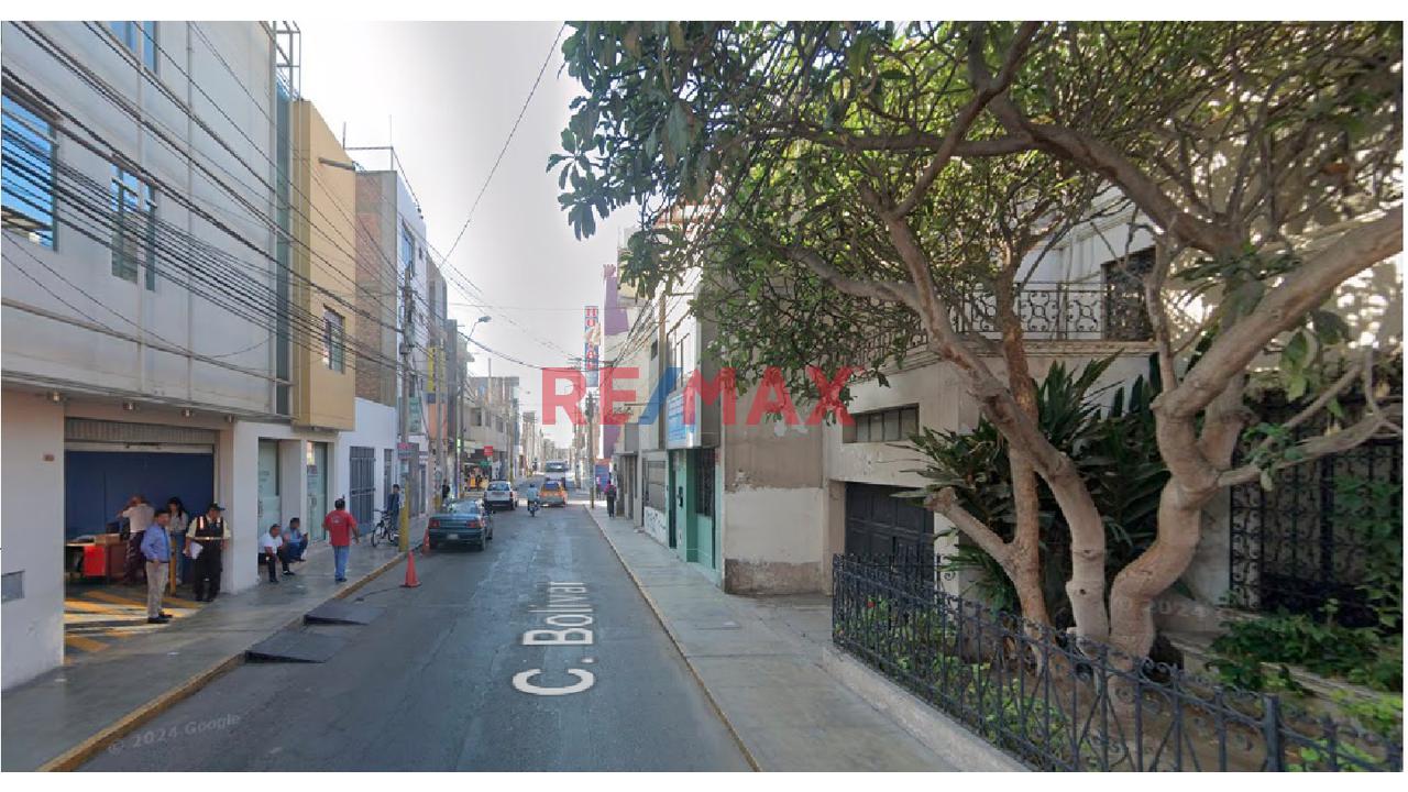 🏠 "Venta De Inmueble "Ideal Para Proyecto Hotelero, Clínico O Corporativo – 800 M² Construidos En La Calle Bolivar-Centro Historico De Ica - 4