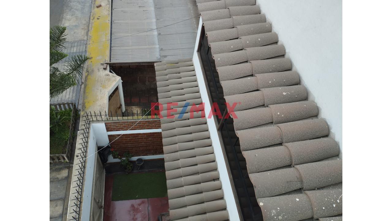 Venta De Casa Mas Departamento En Chorrillos Condominio Las Palmeras - 13