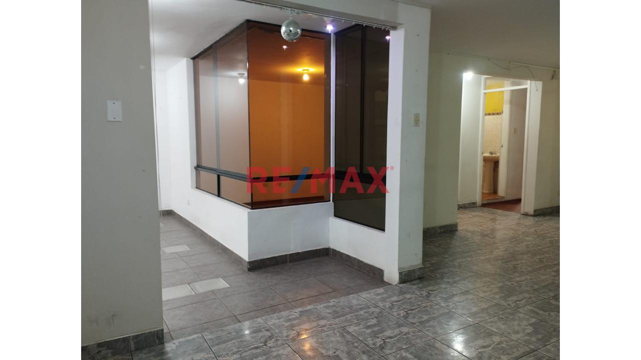 Venta De Casa Mas Departamento En Chorrillos Condominio Las Palmeras - 2