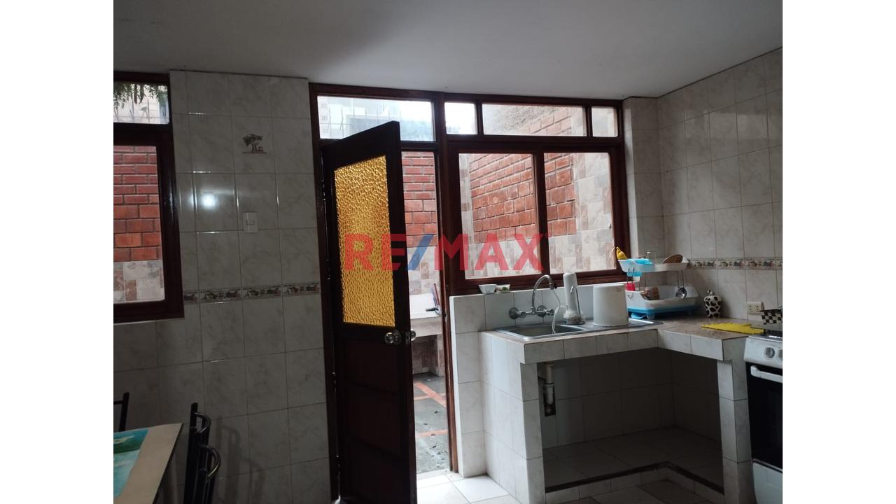 Venta De Casa Mas Departamento En Chorrillos Condominio Las Palmeras - 3