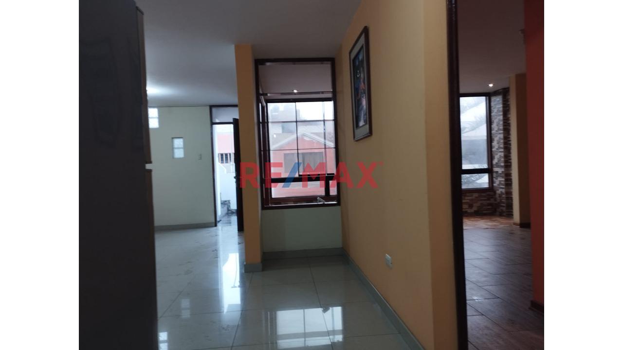 Venta De Casa Mas Departamento En Chorrillos Condominio Las Palmeras - 5