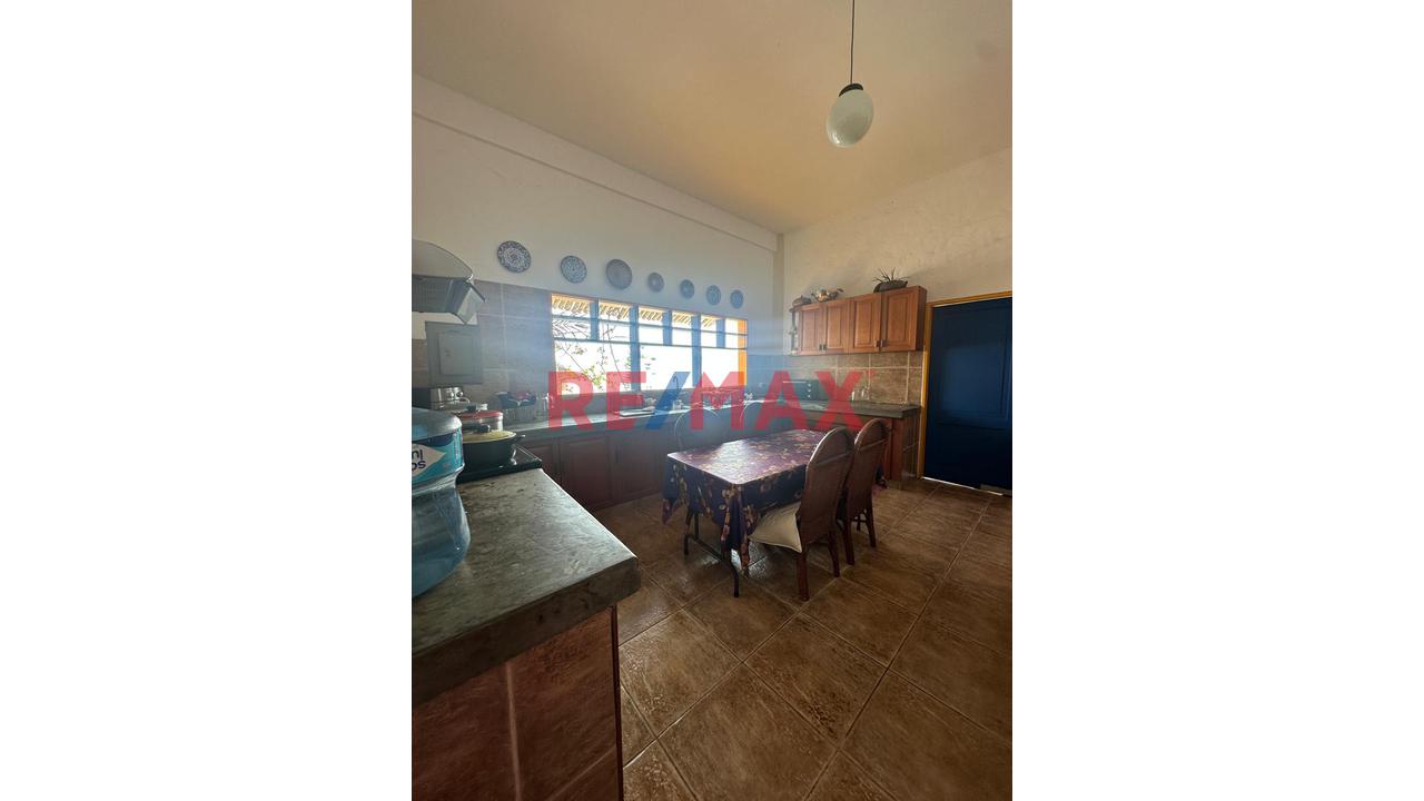 Casa De Playa De Lujo En Punta Negra Una Joya En Una Peña Con Vista Infinita Al Mar - 13