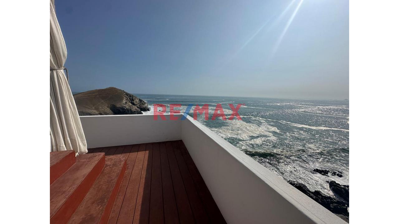 Casa De Playa De Lujo En Punta Negra Una Joya En Una Peña Con Vista Infinita Al Mar - 15