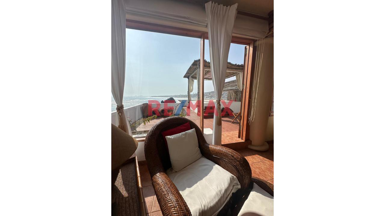 Casa De Playa De Lujo En Punta Negra Una Joya En Una Peña Con Vista Infinita Al Mar - 18