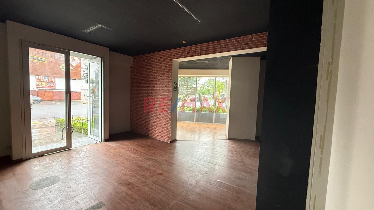 Local comercial en Venta ubicado en Av. Prol. Iquitos 2503 Local comercial en Venta ubicado en Av. Prol. Iquitos 2503