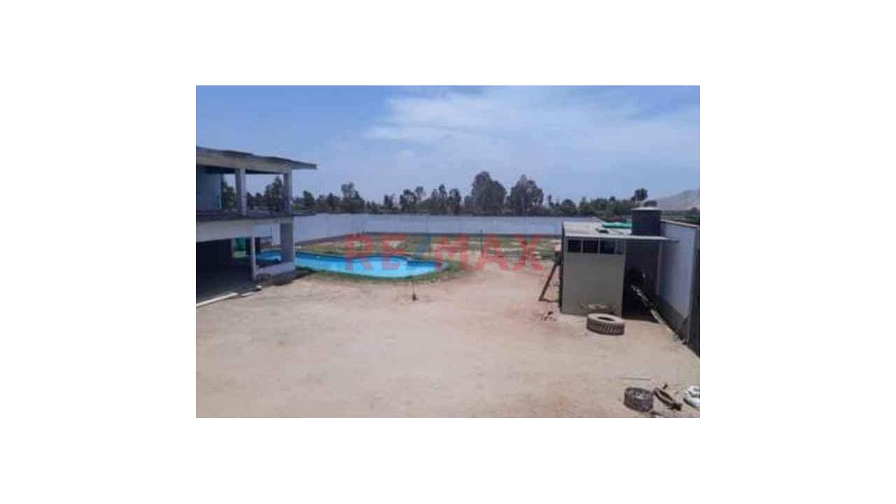 Venta De Terreno  De 875M2 Con Piscina De 75M2 En Quilmaná — foto 2
