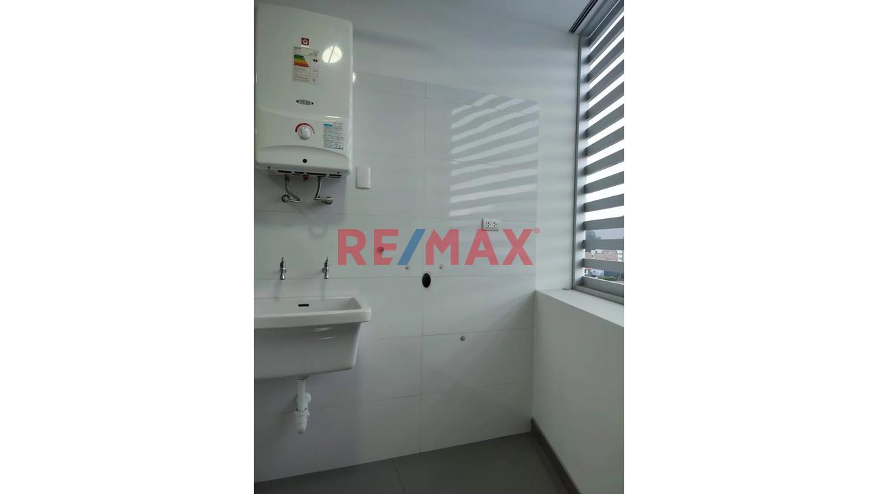 Venta De Exclusivos Departamentos En Mayorazgo - Ate — foto 13