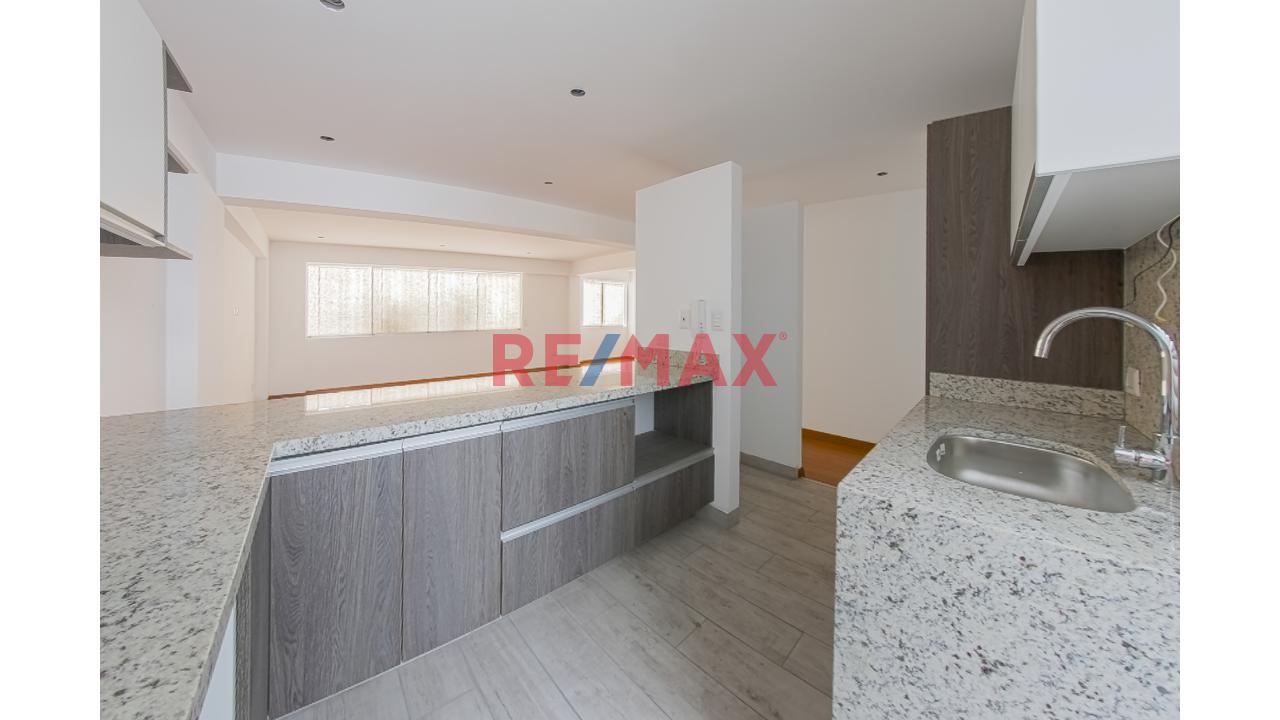 Bello Flat De Estreno En Miraflores Límite Con San Isidro — foto 11