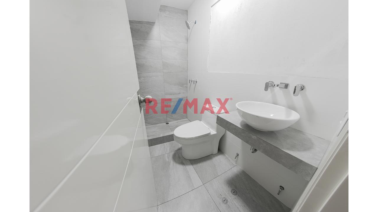 Bello Flat De Estreno En Miraflores Límite Con San Isidro — foto 10