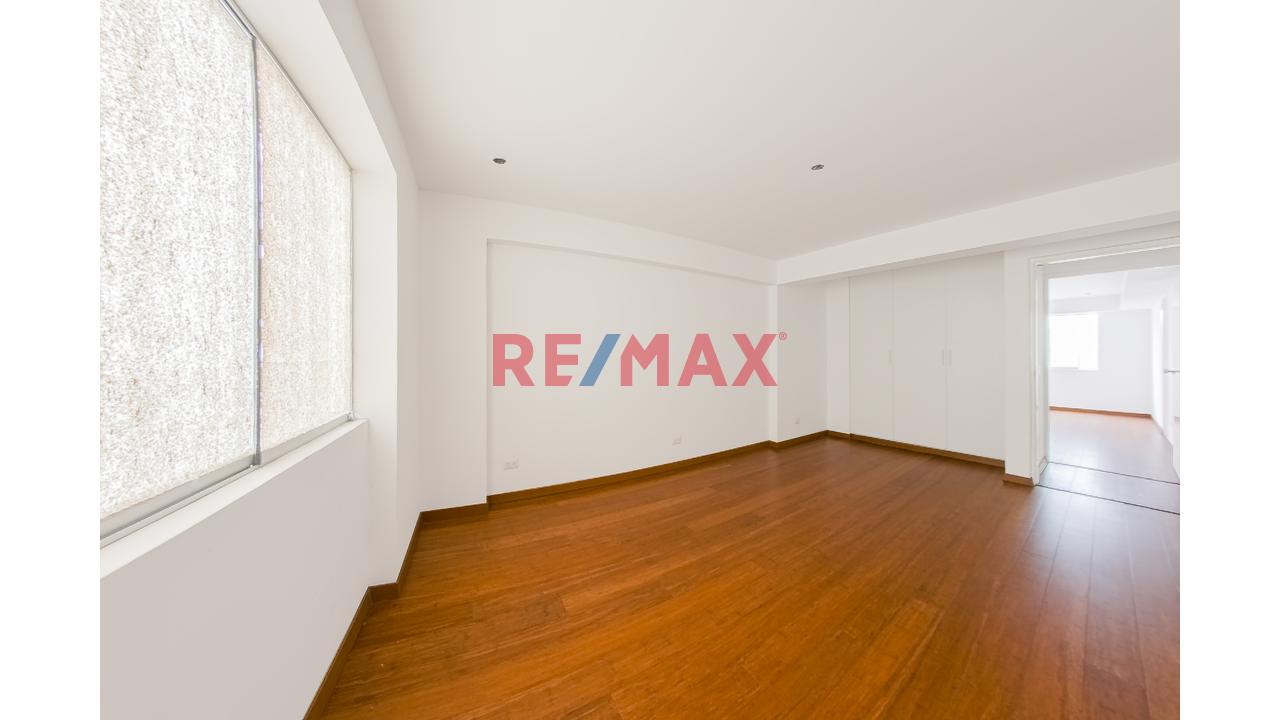 Bello Flat De Estreno En Miraflores Límite Con San Isidro — foto 14