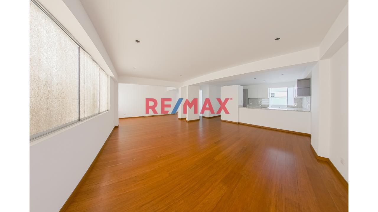 Bello Flat De Estreno En Miraflores Límite Con San Isidro