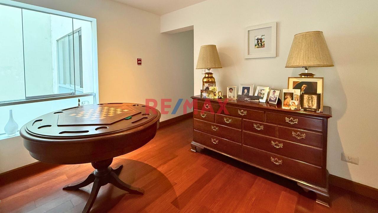 Gran Oportunidad En Surco – Amplio Departamento En Alonso De Molina A Precio Inmejorable — foto 2
