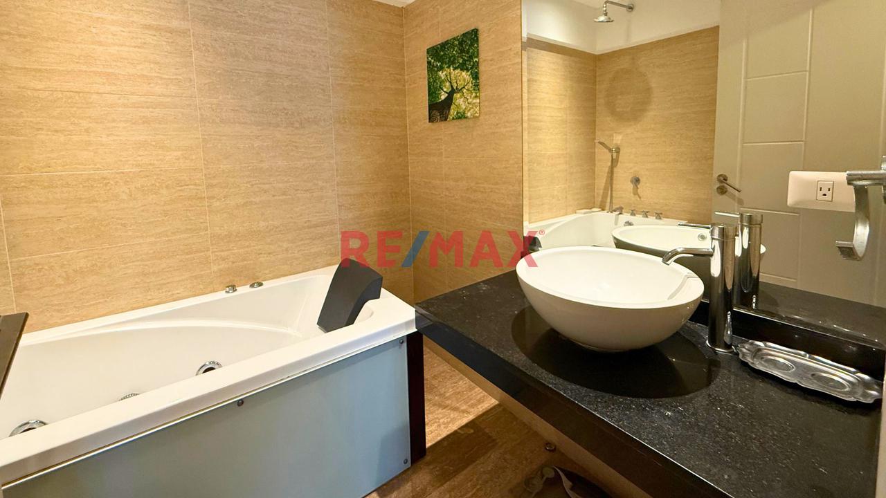 Gran Oportunidad En Surco – Amplio Departamento En Alonso De Molina A Precio Inmejorable — foto 9