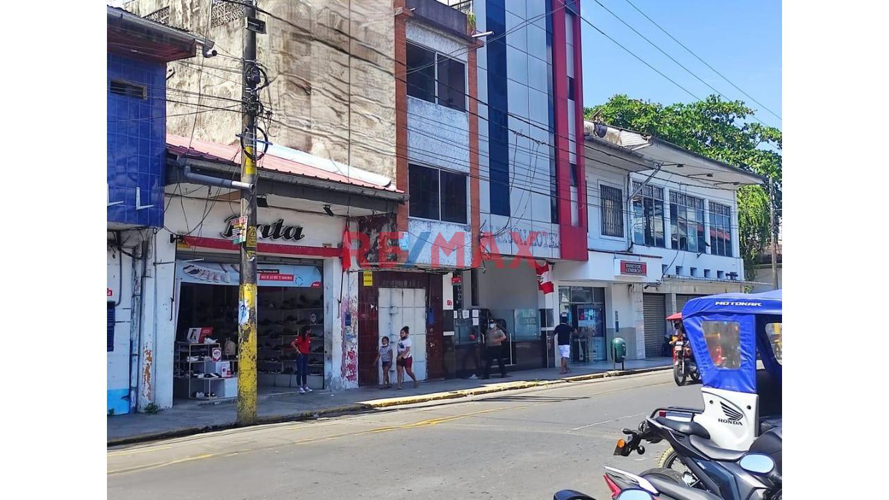 Venta De Hospedaje + 2 Locales Comerciales A 2 Cdras. De La Plaza Mayor De Iquitos - 4