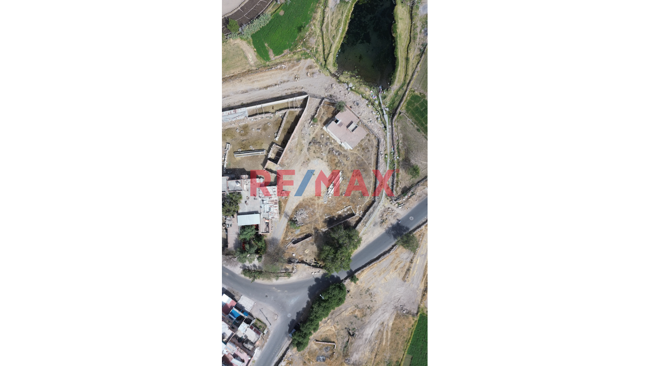 Terreno En Venta En Esquina A Solo 5 Minutos De La Plaza De Characato — foto 2