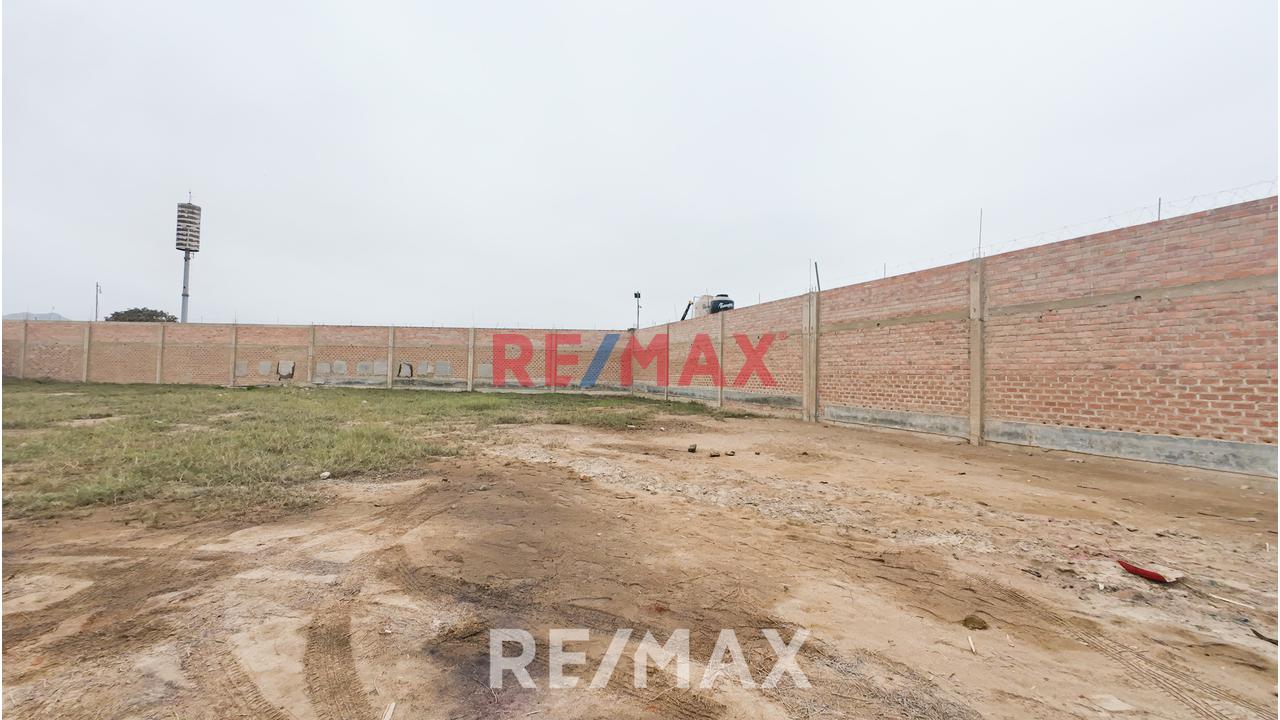Venta De Terreno Funcional En Lurín Con Edificación – Ubicación Estratégica Y Título De Propiedad — foto 9
