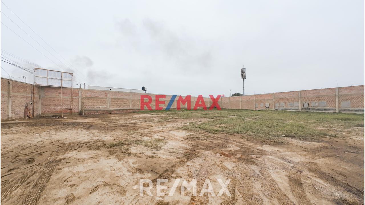 Venta De Terreno Funcional En Lurín Con Edificación – Ubicación Estratégica Y Título De Propiedad