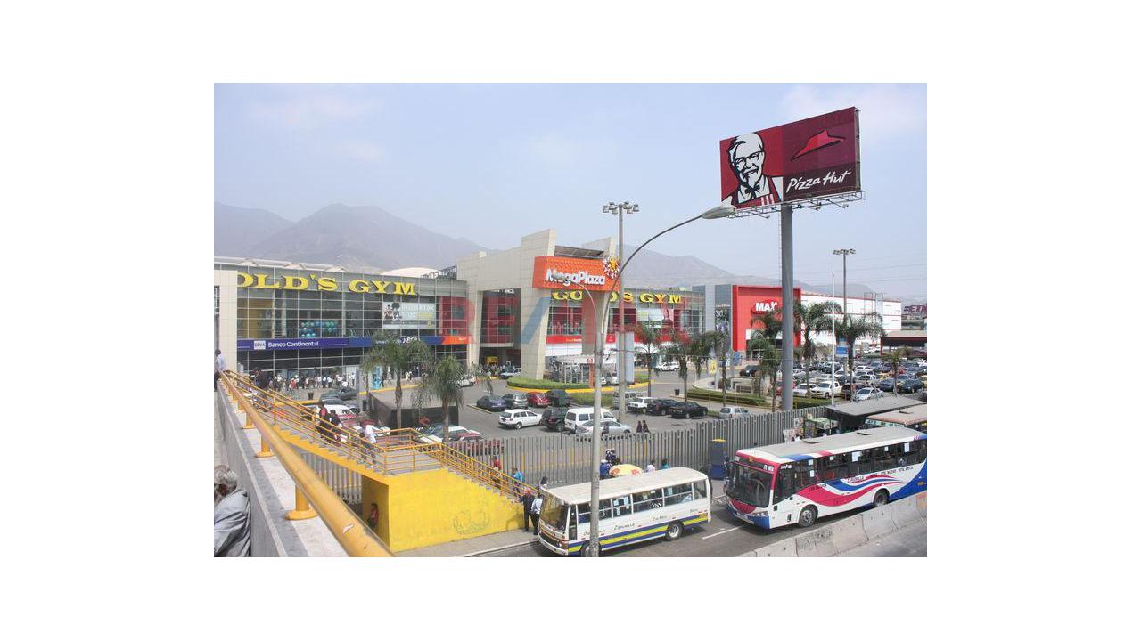 Oportunidad Única! Casa En Venta Independencia Cerca A Centros Comerciales Y Vías Principales — foto 4
