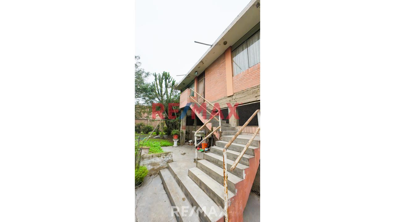Se Vende Terreno Industrial Y Comercial En El Corazón Del Parque Industrial De Villa El Salvador - 17