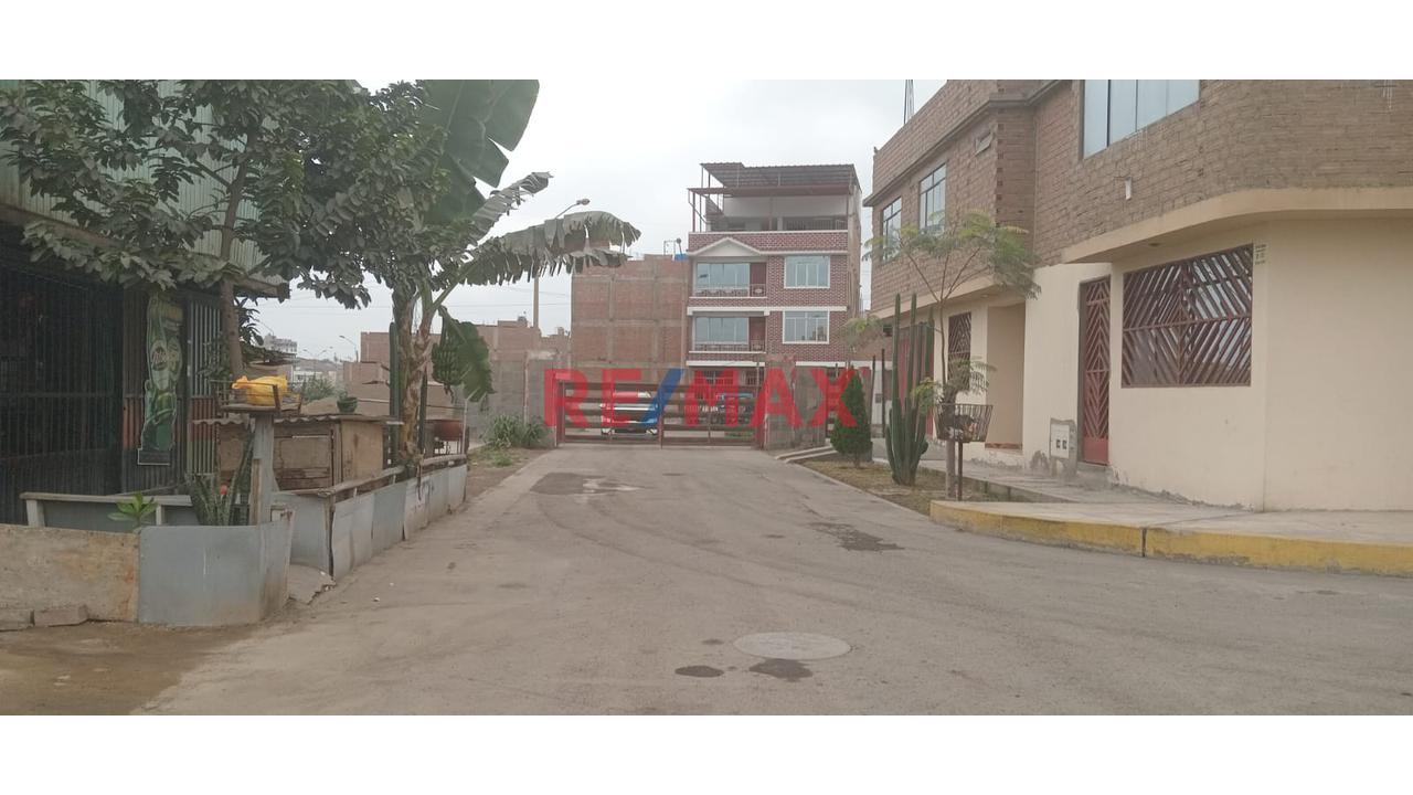 Terreno A La Venta En Puente Piedra. - 12