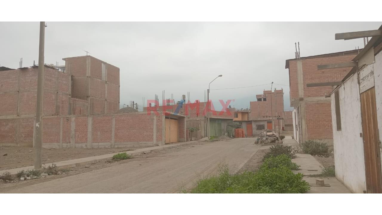 Terreno A La Venta En Puente Piedra. - 10