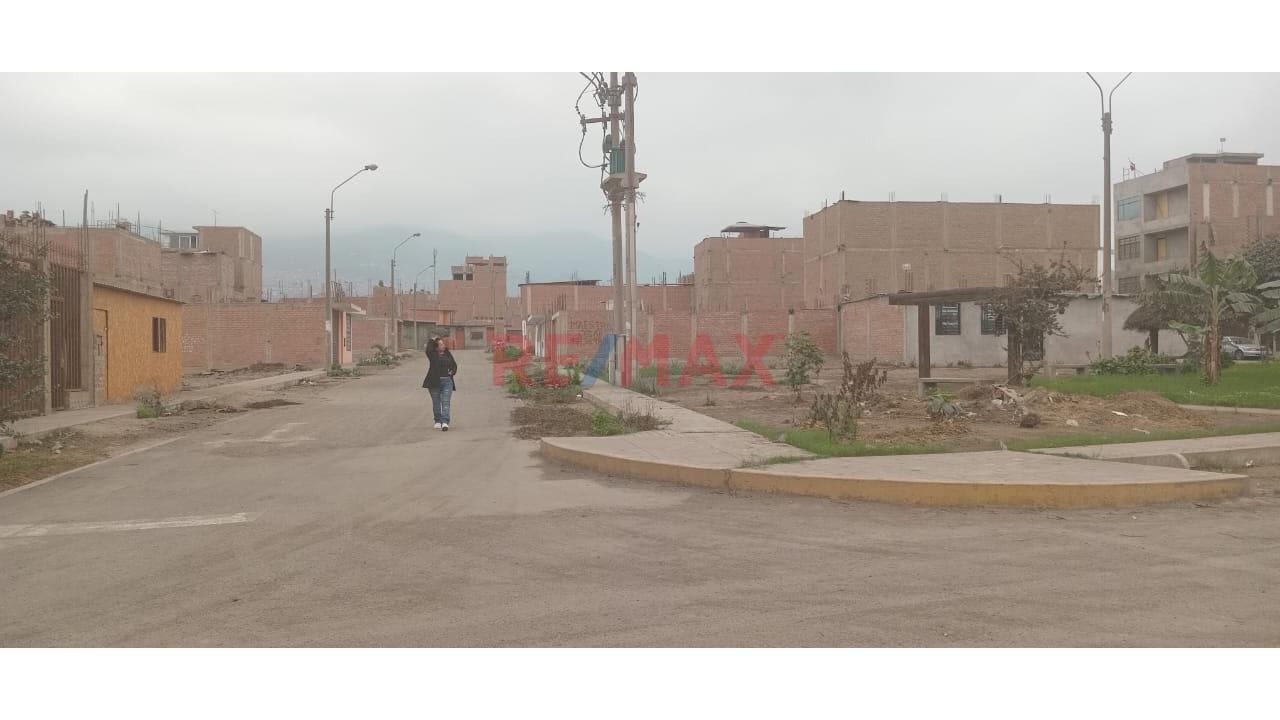 Terreno A La Venta En Puente Piedra. - 15