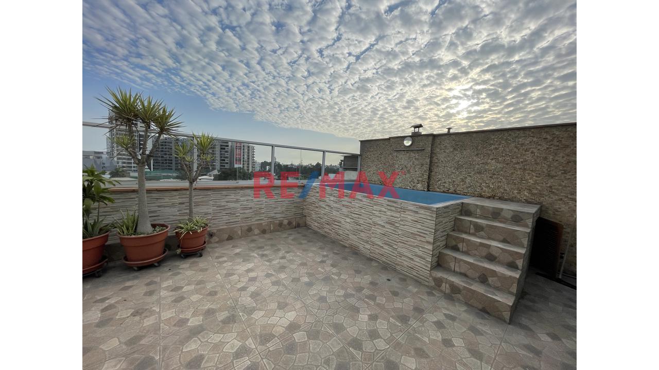 Exquisito Dúplex En Francisco De Cuéllar – Santiago De Surco, Cerca A Colegios Con Piscina Privada
