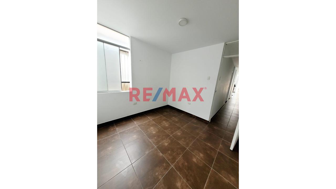 🏡 Departamento En Venta – Urb. Stella Maris, Bellavista — foto 13
