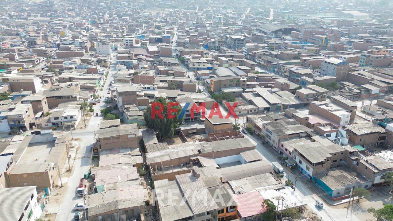 Venta De Casa Como Terreno Urbano En Ocasion - 8
