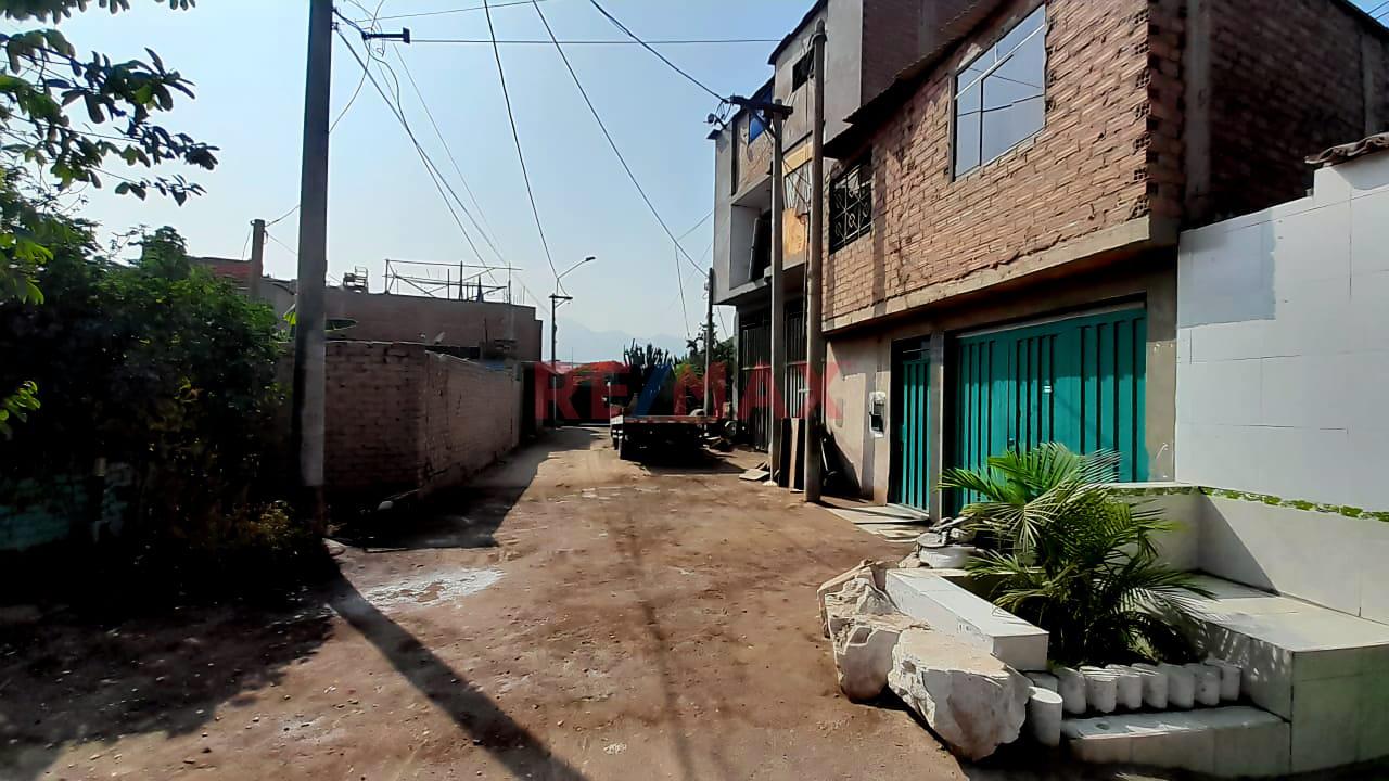 Terreno De 780 M2 Listo Para Tu Proximo Proyecto Inmobiliario Comas - Espacio Amplio Y Privado - Frente A Yaku Park - 2