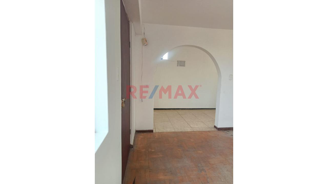 🏢 ¡Departamento En Venta – 4To Piso Con Vista Interna – Av. Malecón Miguel Checa 353 – Horizonte Zárate, Sjl! 🌟 — foto 2