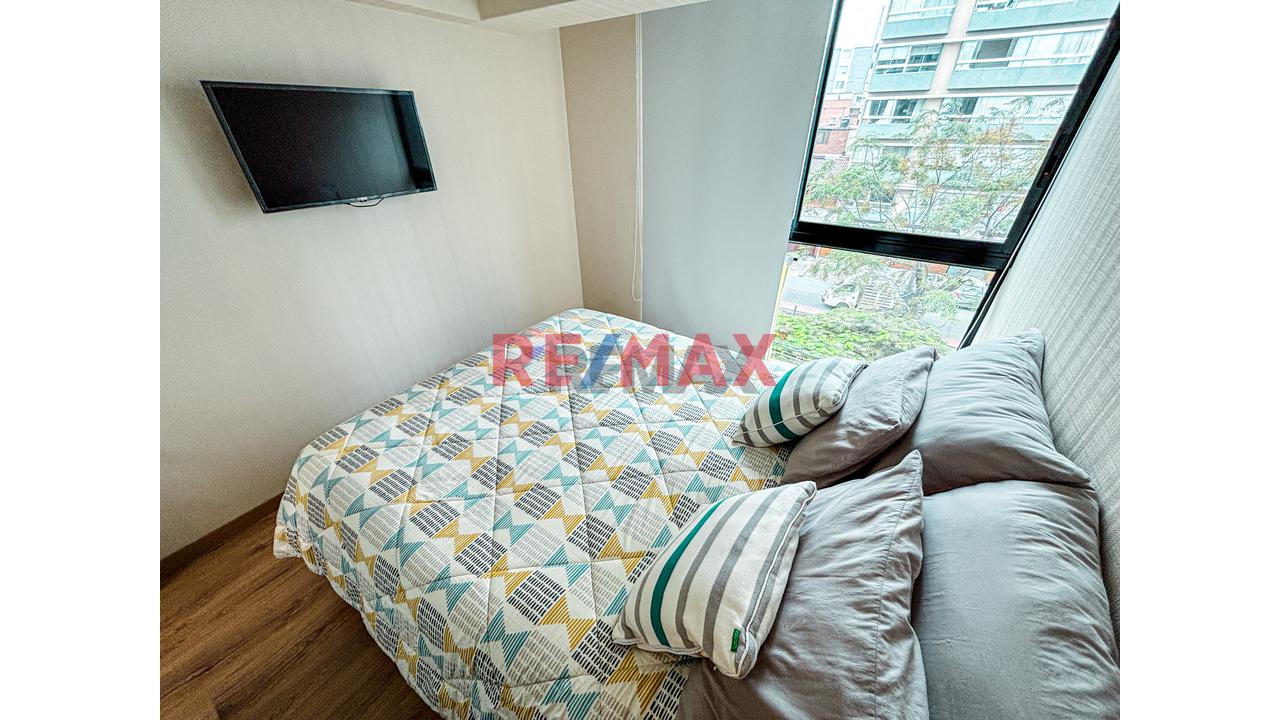 Venta De Moderno Departamento Con Vista A La Ciudad - Surquillo — foto 6