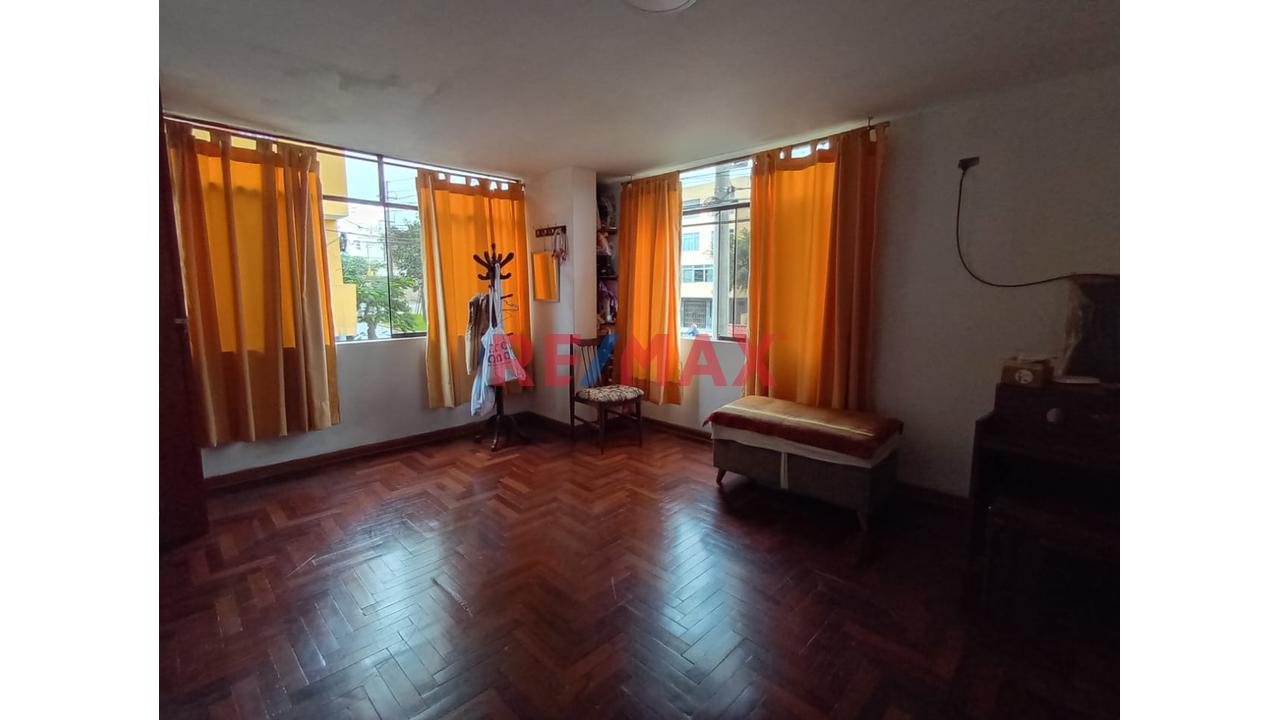 Espectacular Casa ubicado en Cercado De Lima Espectacular Casa ubicado en Cercado De Lima