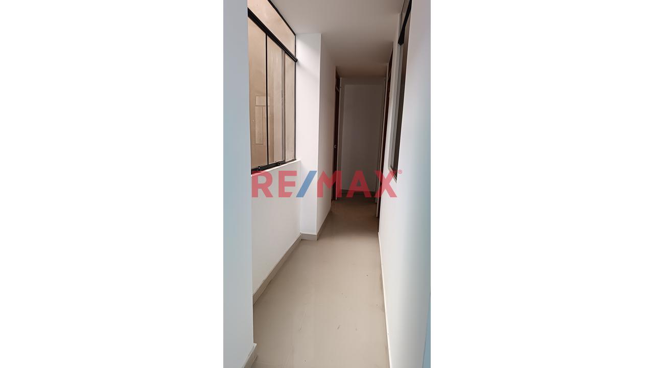 Venta De Hermoso Departamento En Estreno Frente A Parque — foto 9