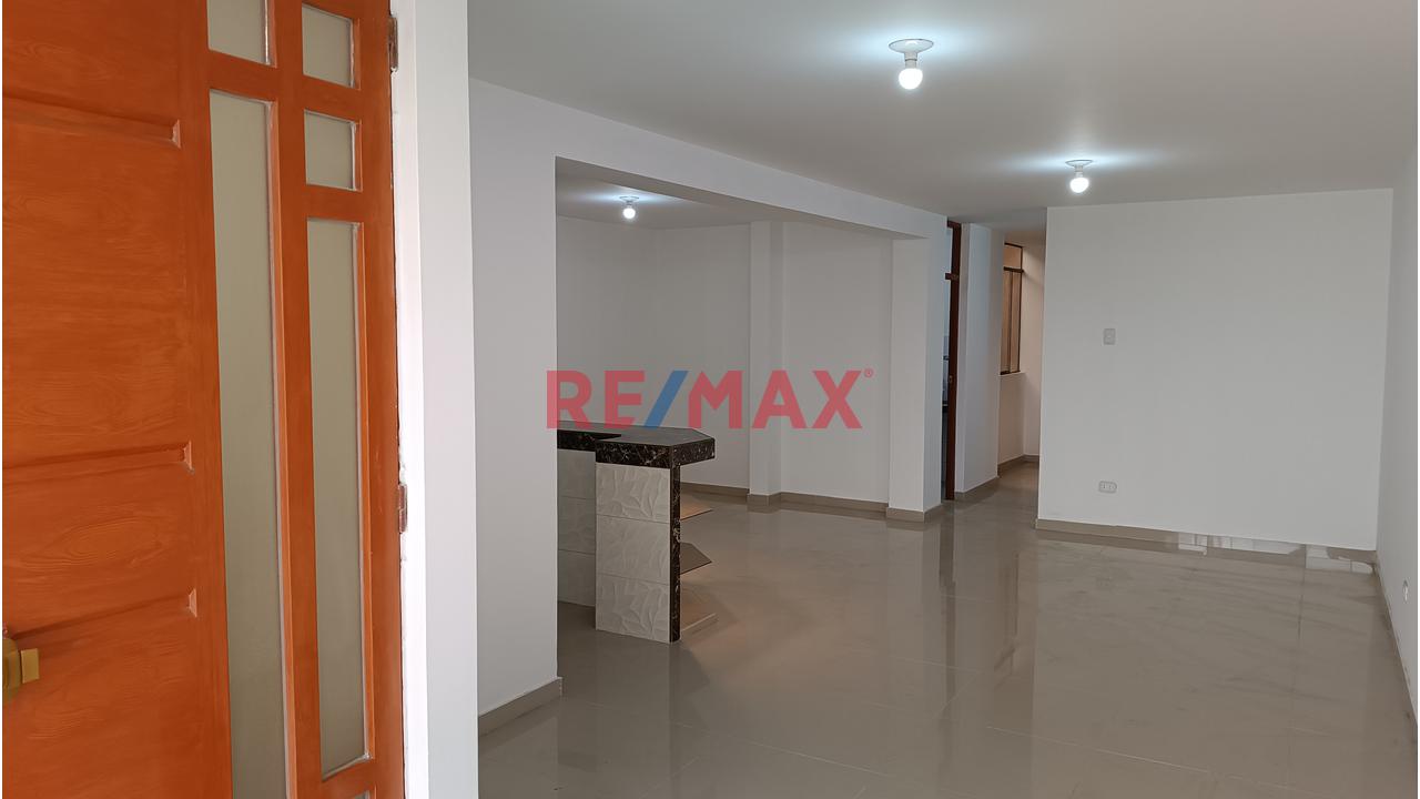 Venta De Hermoso Departamento En Estreno Frente A Parque — foto 4