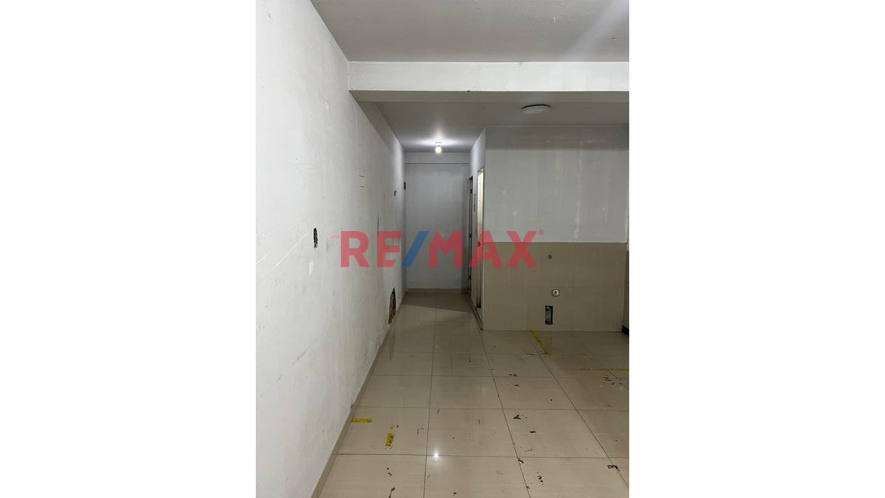 Alquilo Local Comercial Av. Tupac Amaru - 3