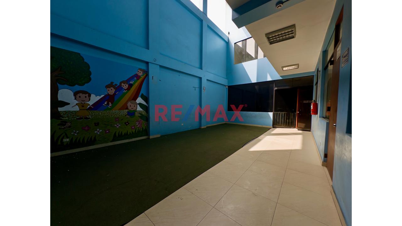 Venta De Edificio De 4 Pisos, Chaclacayo, 974 M2 — foto 12