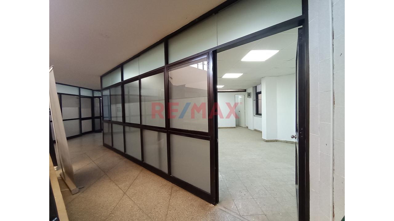 Alquiler De Oficina Para Negocios: 305- 47 Mt2 — foto 4