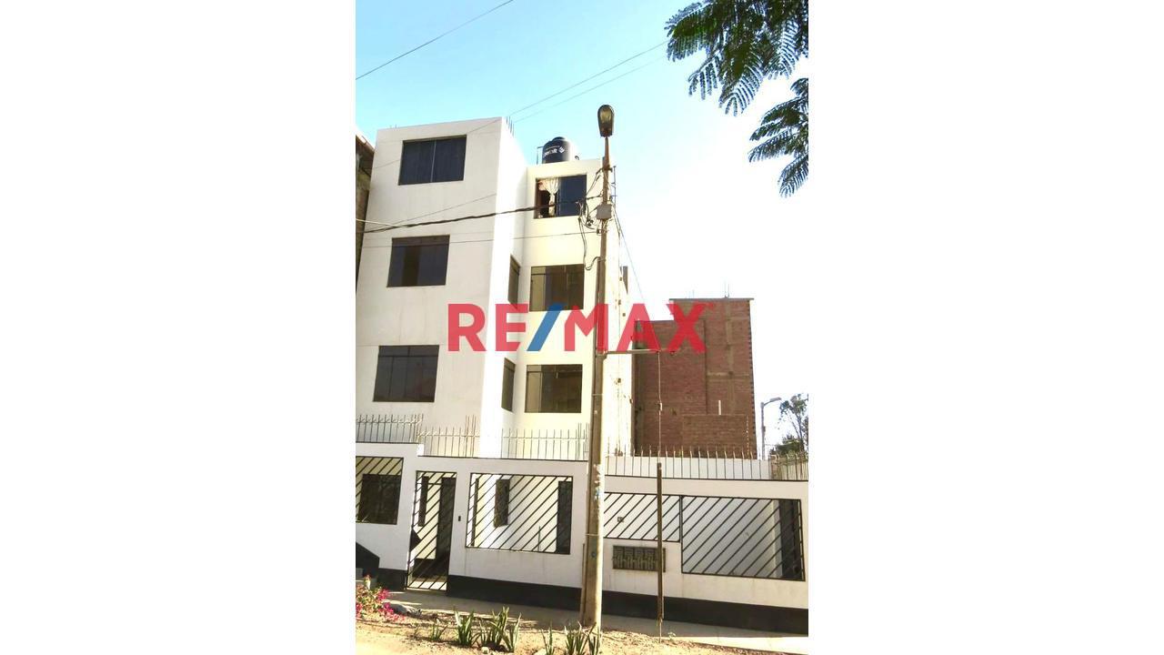 Venta De Departamento Flat Primer Piso En Chosica