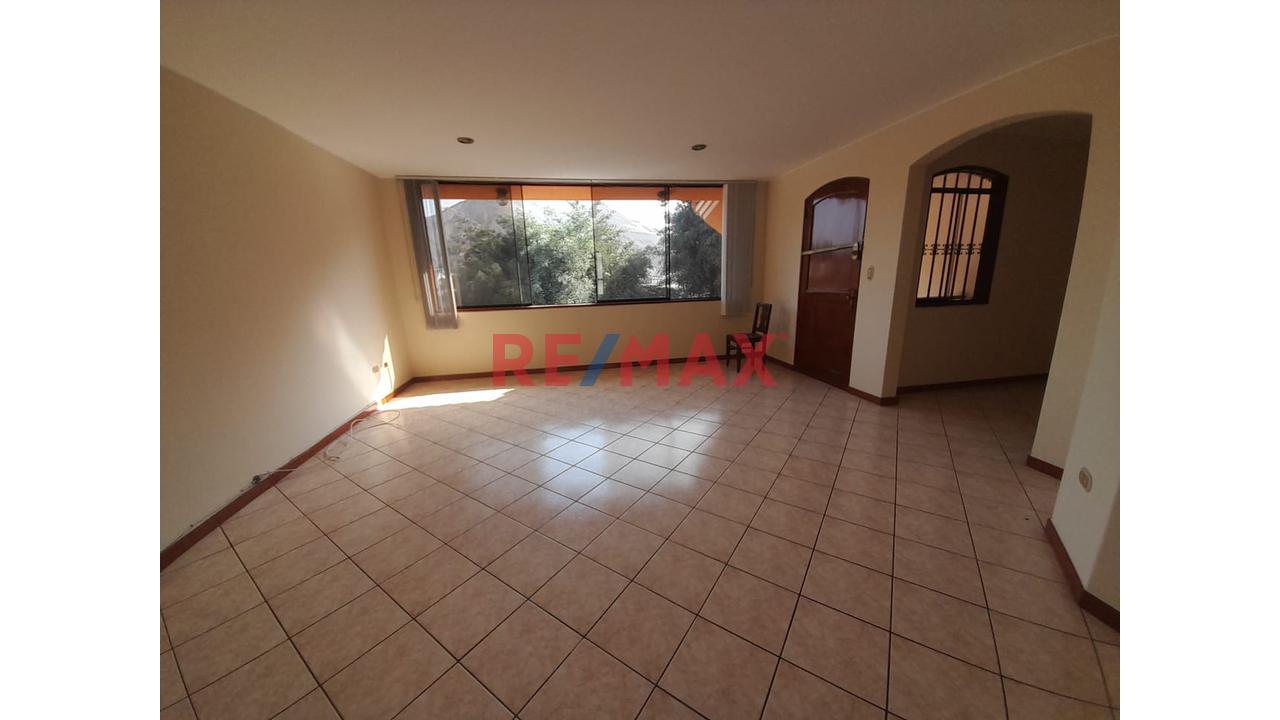 250,000 Dolares. Remanso La Molina Venta Flat Con Aires Y Cochera — foto 2