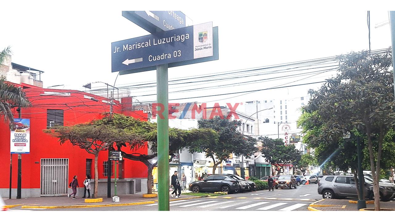 Se Alquila Amplio Local Comercial, Cuadra 14 De Horacio Urteaga, Jesús María - 14