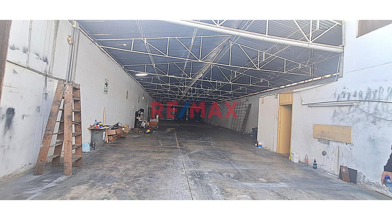 Se Alquila Amplio Local Comercial, Cuadra 14 De Horacio Urteaga, Jesús María - 8