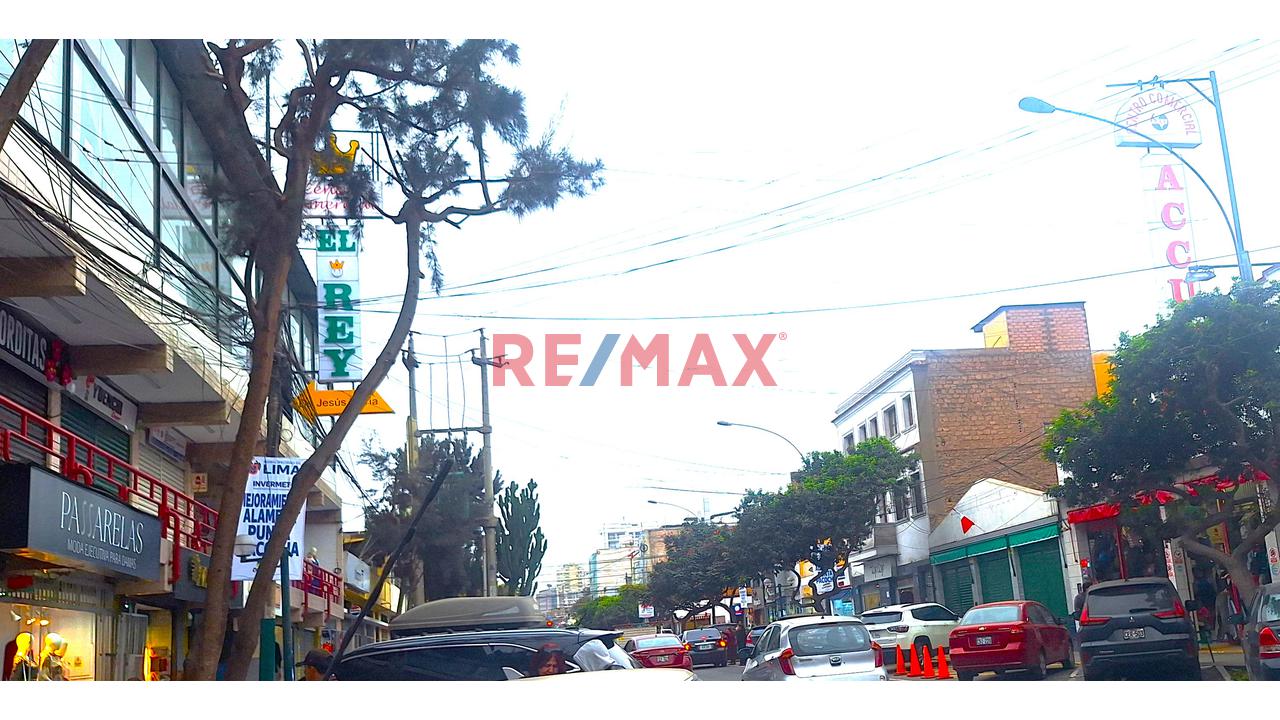 Se Alquila Amplio Local Comercial, Cuadra 14 De Horacio Urteaga, Jesús María - 16