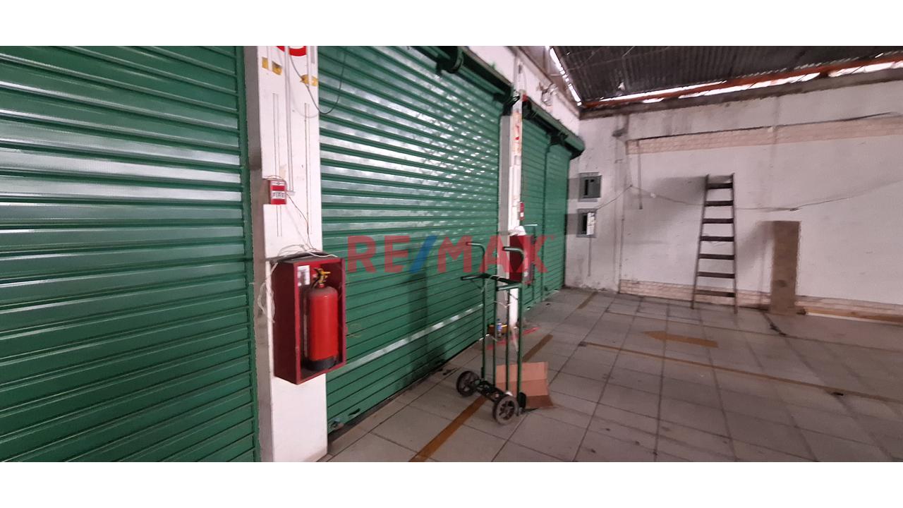 Se Alquila Amplio Local Comercial, Cuadra 14 De Horacio Urteaga, Jesús María - 4