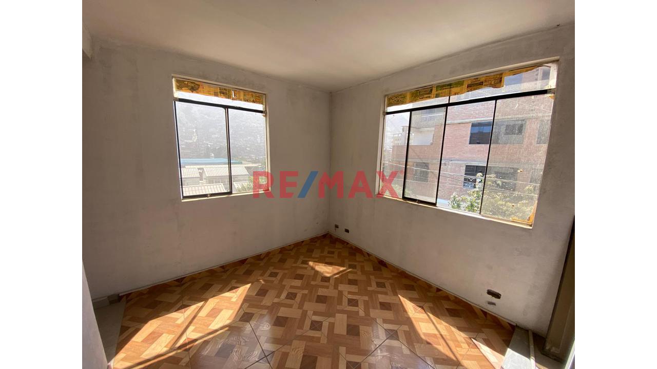 Venta De Departamento Flat De Estreno Segundo Piso En Chosica — foto 2