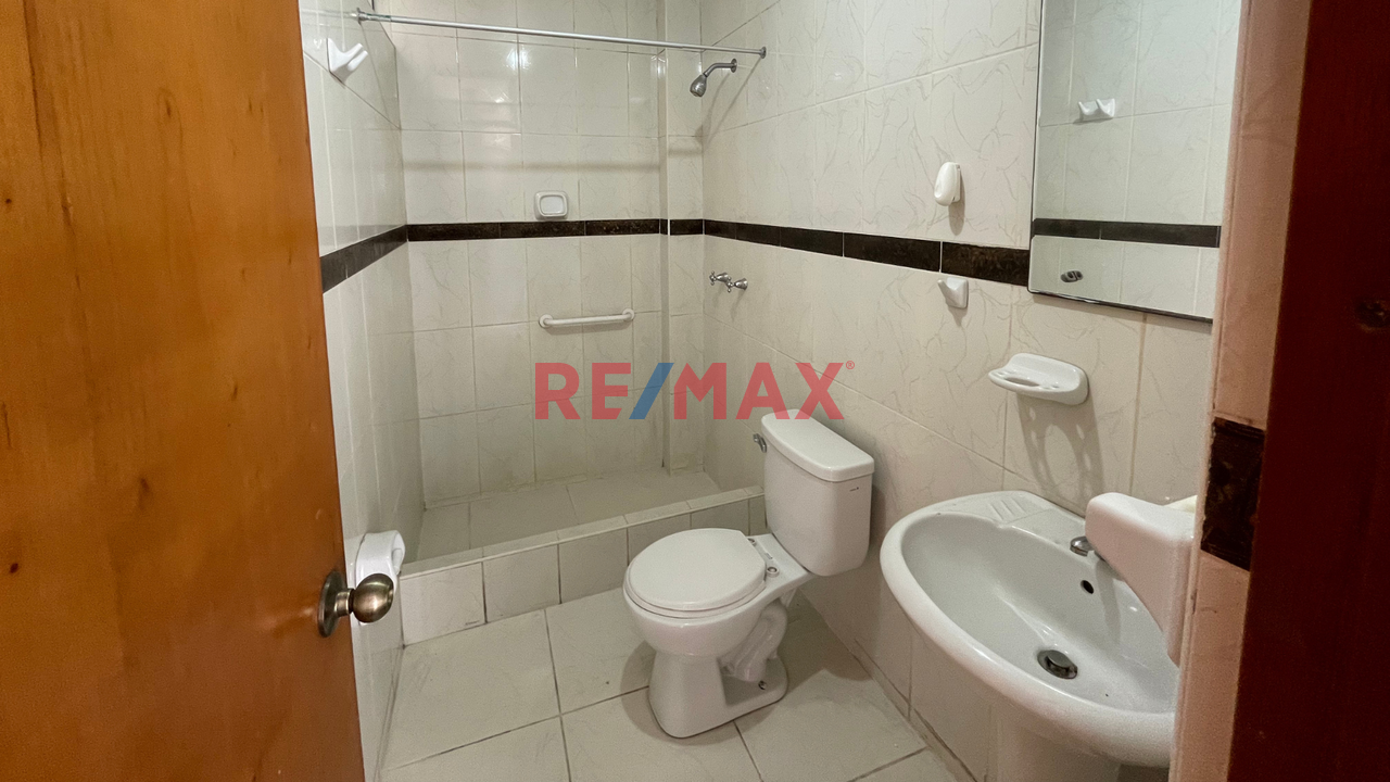 🏡 Casa Familiar De 3 Pisos En Surco – Urbanización Segura Y Tranquila — foto 13