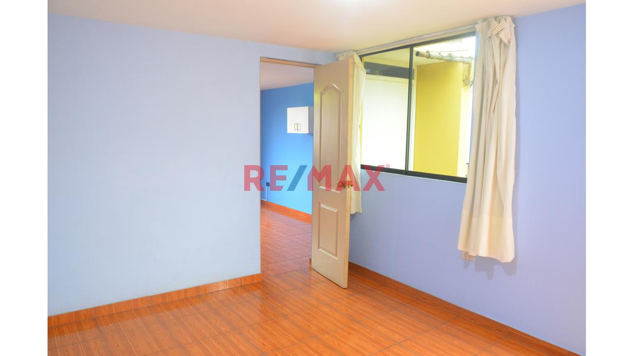 Casa En Venta De 3 Pisos En Smp - 10
